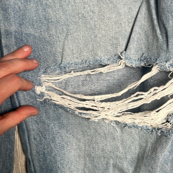 Women’s Flying Monkey High Rise Wide Leg Light wash Distressed Jeans Size 30 - Picture 3 of 7